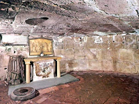 Un autel dans la prison Mamertine à Rome